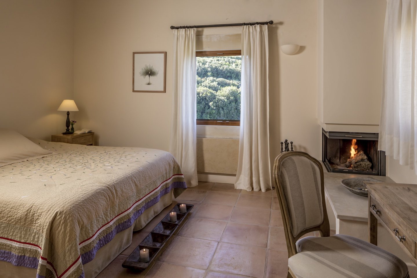 berenices-room-kapsaliana-village-crete-luxury-hotel011