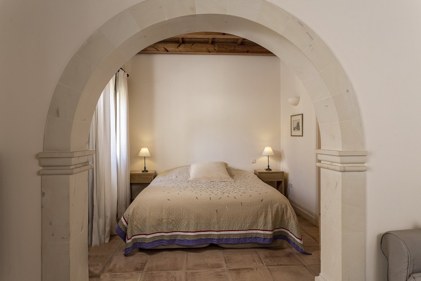 hydra-room-kapsaliana-village-crete-luxury-hotel02
