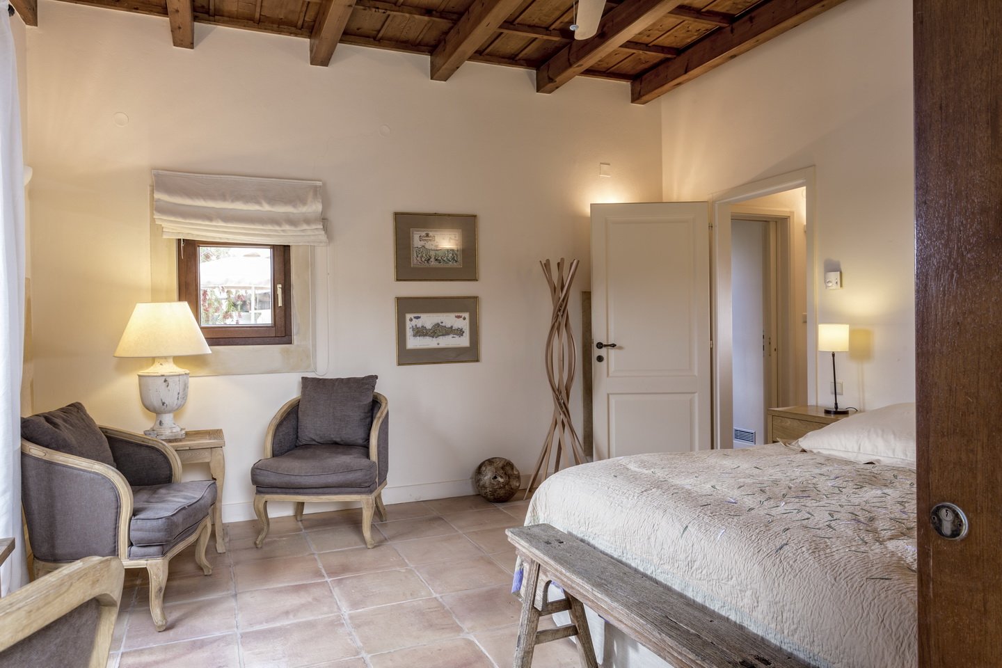 libra-room-kapsaliana-village-crete-luxury-hotel01